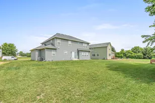 906 Hayden Dr, Yorkville, IL 60560 - Photo 48