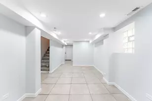 12238 S Yale Ave, Chicago, IL 60628 - Photo 22