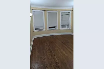 2751 W Arthur Avenue #2, Chicago, IL 60645 - Photo 4