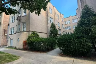 2751 W Arthur Ave, Chicago, IL 60645 - Photo 1