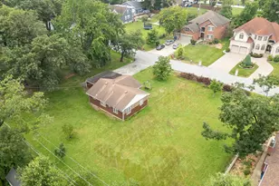 9937 S 86th Ct, Palos Hills, IL 60465 - Photo 2