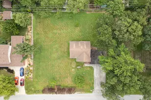 9937 S 86th Ct, Palos Hills, IL 60465 - Photo 4