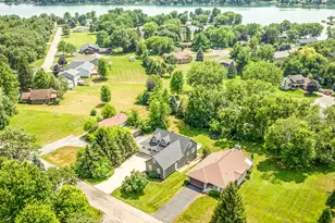 1393 Chadbourne Dr, Davis, IL 61019 - Photo 24