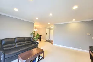 351 Newgate Ct, Schaumburg, IL 60193 - Photo 4
