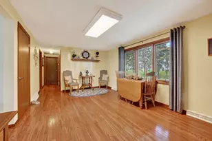 14121 Barber Greene Rd, Sycamore, IL 60178 - Photo 12
