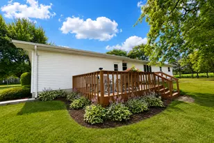 14121 Barber Greene Rd, Sycamore, IL 60178 - Photo 30