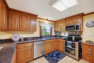 14121 Barber Greene Rd, Sycamore, IL 60178 - Photo 16
