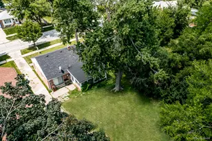 17555 Howe Ave, Homewood, IL 60430 - Photo 24
