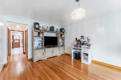 9327 S Avers Avenue, Evergreen Park, IL 60805 - Photo 8