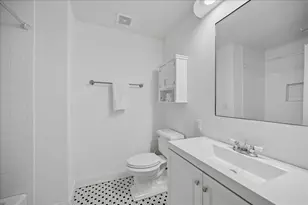 257 Latrobe Ave, Northfield, IL 60093 - Photo 16