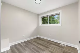 1055 Samson Dr, University Park, IL 60484 - Photo 14
