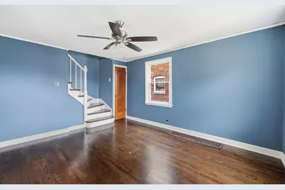 10619 S Avenue C, Chicago, IL 60617 - Photo 4