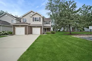 2739 Odlum Dr, Schaumburg, IL 60194 - Photo 2