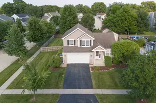 910 Carlyle Dr, New Lenox, IL 60451 - Photo 4