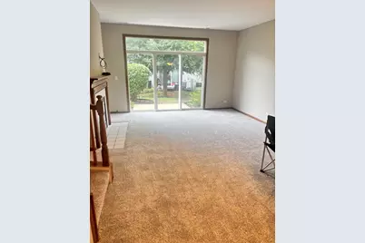 2845 Falling Waters Drive, Lindenhurst, IL 60046 - Photo 2