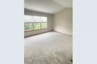 2845 Falling Waters Drive, Lindenhurst, IL 60046 - Photo 14