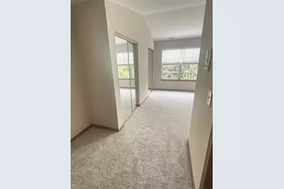 2845 Falling Waters Drive, Lindenhurst, IL 60046 - Photo 12