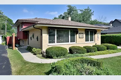1031 S Belmont Avenue, Arlington Heights, IL 60005 - Photo 2