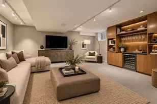 2452 N Janssen Ave, Chicago, IL 60614 - Photo 46