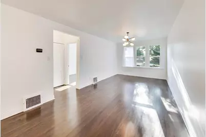 7950 S Indiana Avenue, Chicago, IL 60619 - Photo 4