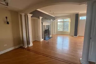 2005 Alta Vista Ct, Naperville, IL 60563 - Photo 4