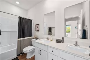 1165 Woodlily Ln, Bartlett, IL 60103 - Photo 16