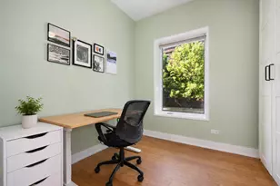 1625 W Ainslie St, Chicago, IL 60640 - Photo 16