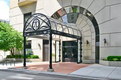 70 W Huron Street #809, Chicago, IL 60654 - Photo 2