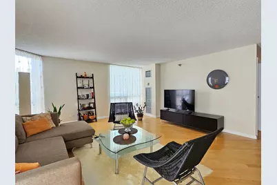 70 W Huron Street #809, Chicago, IL 60654 - Photo 6
