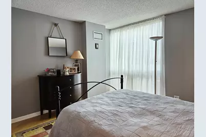 70 W Huron Street #809, Chicago, IL 60654 - Photo 16