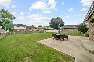 3444 Drover Ln, Darien, IL 60561 - Photo 30