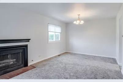 889 Heatherbrook Court, Wheaton, IL 60189 - Photo 10