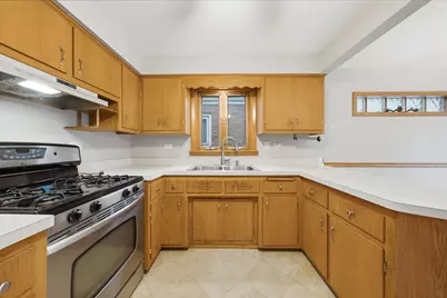6055 W 64th Street, Chicago, IL 60638 - Photo 6