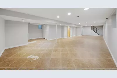 6055 W 64th Street, Chicago, IL 60638 - Photo 14