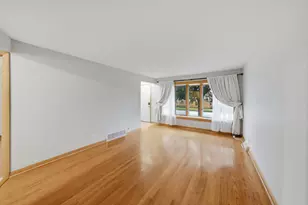 6055 W 64th St, Chicago, IL 60638 - Photo 2