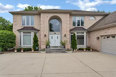 1922 Deercrest Lane, Northbrook, IL 60062 - Photo 2
