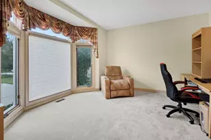1922 Deercrest Ln, Northbrook, IL 60062 - Photo 6