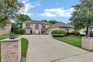 1922 Deercrest Ln, Northbrook, IL 60062 - Photo 1
