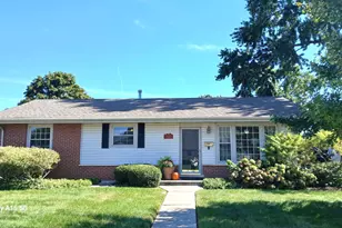 13039 W Playfield Dr, Crestwood, IL 60418 - Photo 1