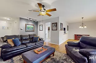 12 Algonquin Trail, Indian Head Park, IL 60525 - Photo 4