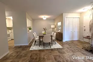 596 Somerset Ln, Crystal Lake, IL 60014 - Photo 4