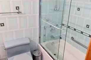 10 Mayflower Rd, Vernon Hills, IL 60061 - Photo 16