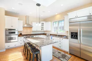 2447 Pick Dr, Glenview, IL 60025 - Photo 8