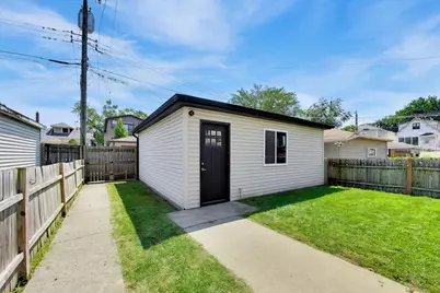 2237 W Winona Street, Chicago, IL 60625 - Photo 26