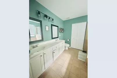 437 Raintree Drive, Oswego, IL 60543 - Photo 14