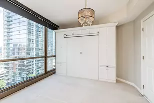21 E Huron St, Chicago, IL 60611 - Photo 44