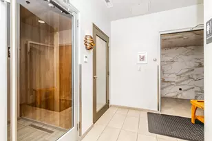 21 E Huron St, Chicago, IL 60611 - Photo 64