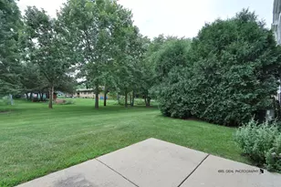 796 Pointe Dr, Crystal Lake, IL 60014 - Photo 24