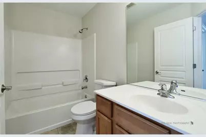 796 Pointe Drive #796, Crystal Lake, IL 60014 - Photo 18