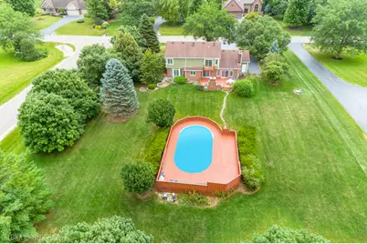 10410 Saddlebred Trail, Woodstock, IL 60098 - Photo 2